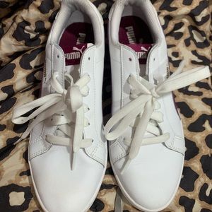 Classic retro puma size 4 1/2 kindly used